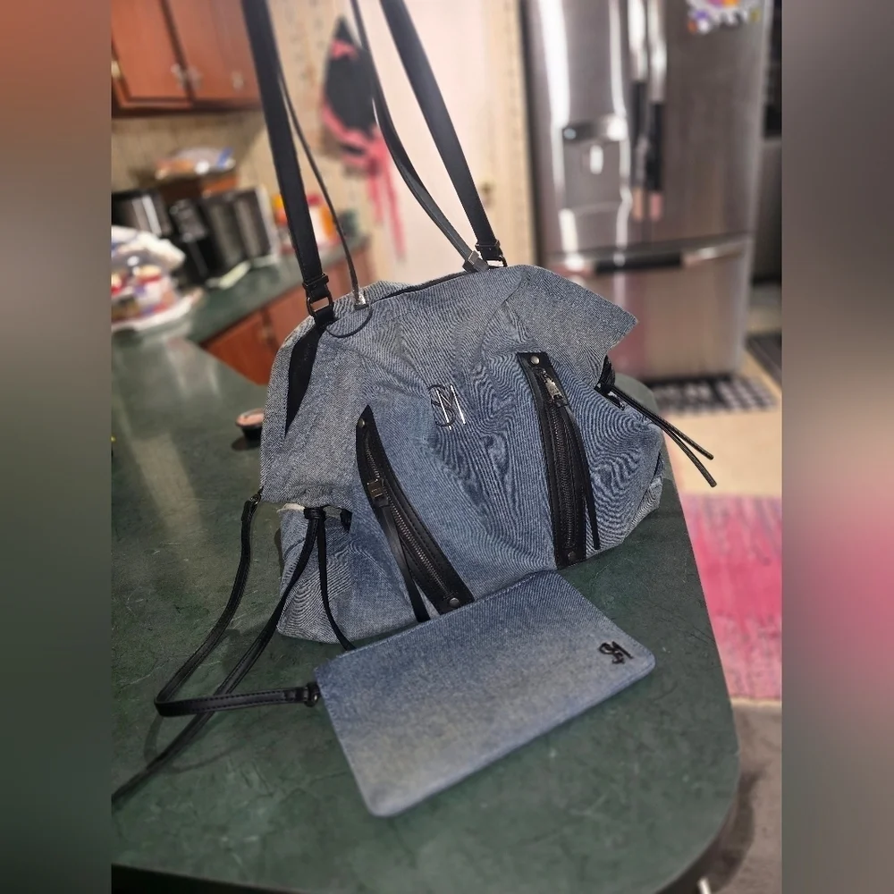 Like new STEVE MADDEN XL DENIM TOTE